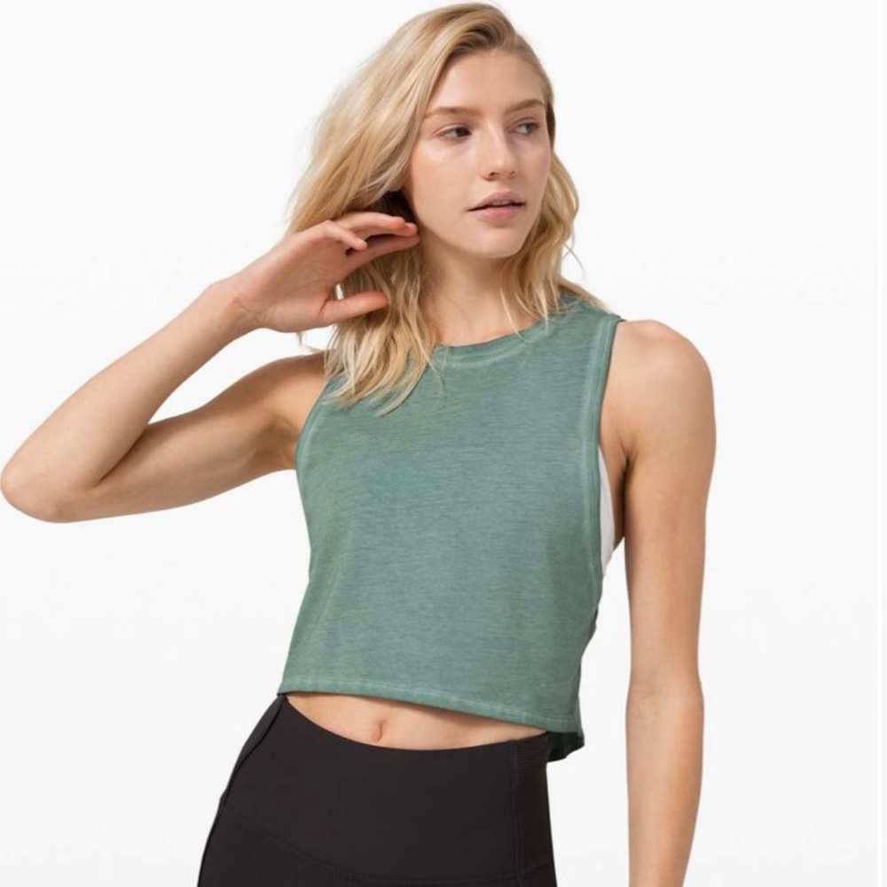 Lululemon Cut Back Crop Tank *Wash
Washed Tidewater Teal